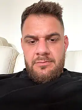 Snapshot of Fabiowe@xh chatting on 09/17/25, 02:19 Fabiowexh online show from 09/17/25, 02:19