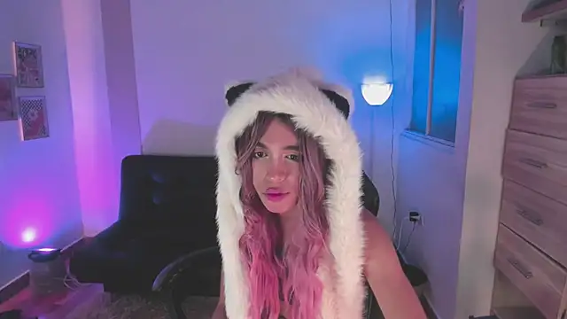 Nikkita Dragon online show from 11/28/25, 02:25