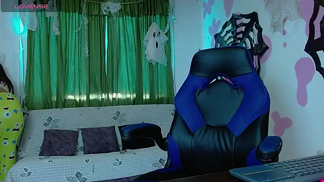 Snapshot of koko_dam chatting on 10/30/25, 08:31 koko dam online show from 10/30/25, 08:31