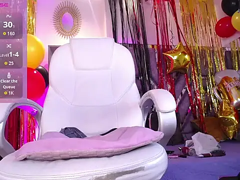 Eva Walker  online show from 09/24/25, 06:11