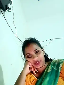 Snapshot of Km_shilpa chatting on 02/14/26, 04:04 Km shilpa online show from 02/14/26, 04:04