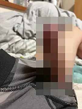 Snapshot of gagsjj chatting on 10/25/25, 12:56 gagsjj online show from 10/25/25, 12:56