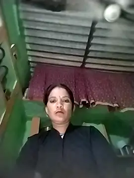 Snapshot of Monika_cut chatting on 10/26/25, 06:36 Monika cut online show from 10/26/25, 06:36