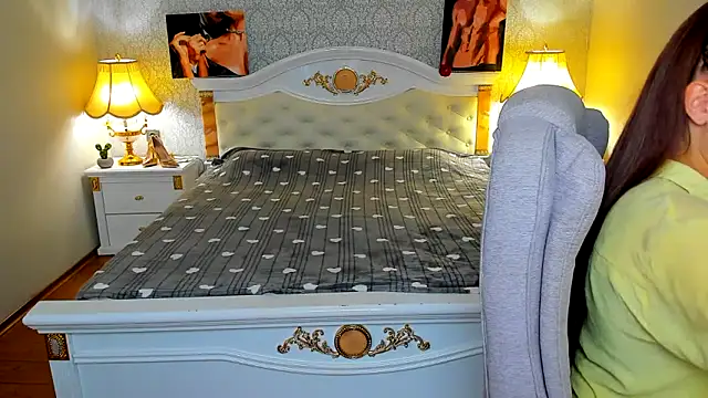 Snapshot of OmniaSher chatting on 09/22/25, 09:11 OmniaSher online show from 09/22/25, 09:11