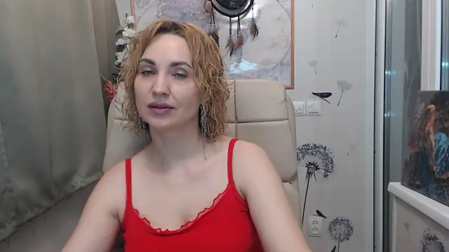 Snapshot of KatrinAlluring chatting on 10/08/25, 04:21 KatrinAlluring online show from 10/08/25, 04:21
