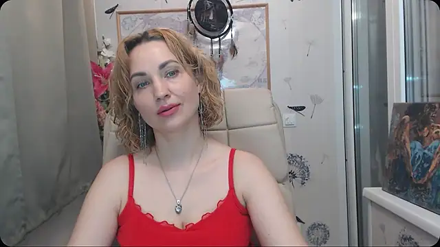 Snapshot of KatrinAlluring chatting on 10/20/25, 04:35 KatrinAlluring online show from 10/20/25, 04:35