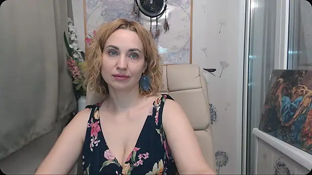 KatrinAlluring online show from 11/25/25, 04:34