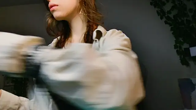 Yoka paradoXXX online show from 11/09/25, 05:06