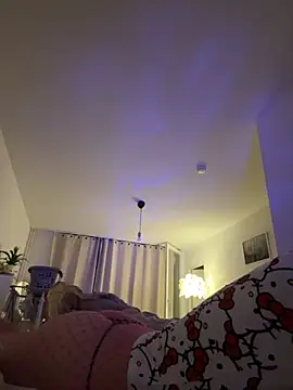 Jamilo young online show from 09/10/25, 07:47