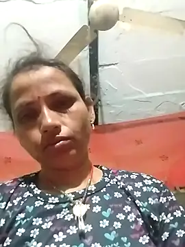 Snapshot of KIRTI12_HOT chatting on 10/07/25, 07:11 KIRTI12 HOT online show from 10/07/25, 07:11