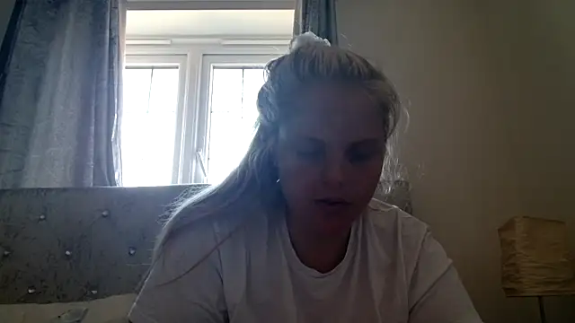 Dolliejayxx online show from 09/29/25, 09:14