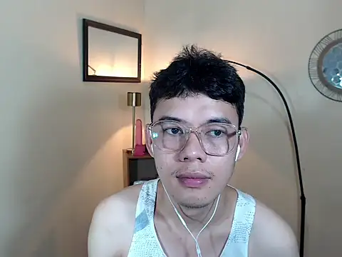 keirflorianxx online show from 10/14/25, 05:41