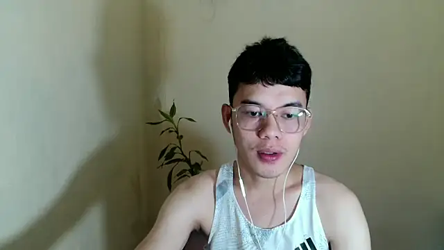 keirflorianxx online show from 10/14/25, 09:26