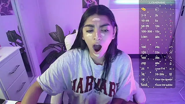 Snapshot of amarasilk_ chatting on 06/08/26, 10:10 amarasilk online show from 06/08/26, 10:10