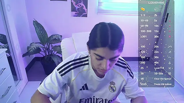 Snapshot of amarasilk_ chatting on 06/23/26, 04:16 amarasilk online show from 06/23/26, 04:16