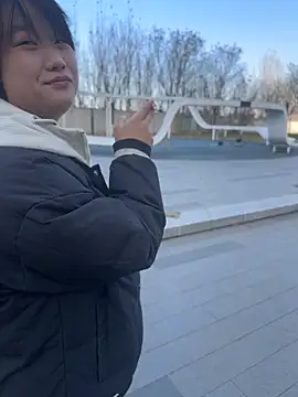 Snapshot of Fengbaby-555 chatting on 11/29/25, 05:21 Fengbaby-555 online show from 11/29/25, 05:21