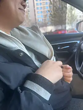 Snapshot of Fengbaby-555 chatting on 12/02/25, 02:50 Fengbaby-555 online show from 12/02/25, 02:50