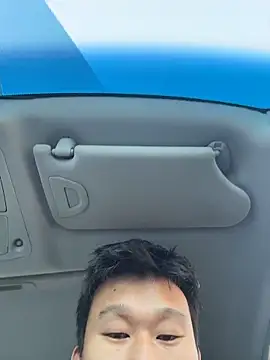 Snapshot of Fengbaby-555 chatting on 12/04/25, 01:59 Fengbaby-555 online show from 12/04/25, 01:59