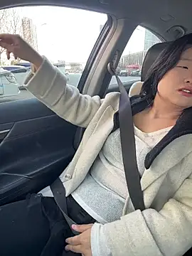 Snapshot of Fengbaby-555 chatting on 03/18/26, 02:04 Fengbaby-555 online show from 03/18/26, 02:04