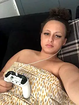 Snapshot of Welsh_Maya19X chatting on 09/21/25, 01:13 Welsh Maya19X online show from 09/21/25, 01:13