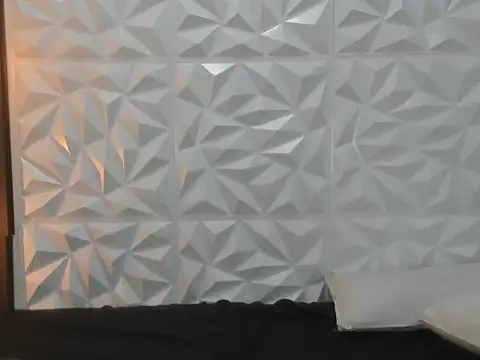 Snapshot of johan_miller0 chatting on 10/17/25, 12:41 johan miller0 online show from 10/17/25, 12:41