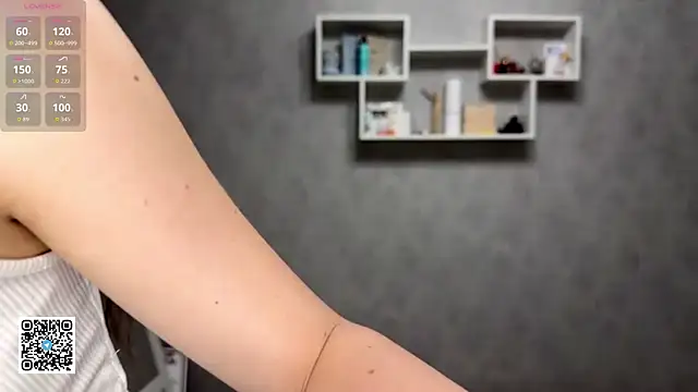 RinaMirinda online show from 12/14/25, 11:15