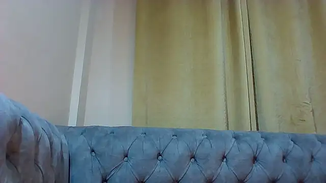 Amiblue Xo online show from 10/17/25, 09:28
