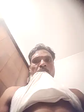 8133vaibhavh online show from 12/18/25, 01:17