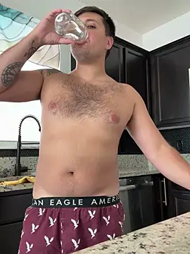 Snapshot of emmablog chatting on 10/18/25, 02:07 emmablog online show from 10/18/25, 02:07