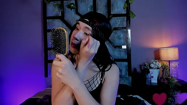 Electra Gosselin online show from 05/19/26, 12:27