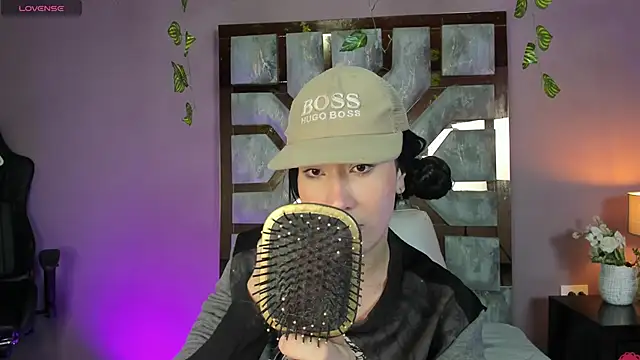 Electra Gosselin online show from 06/08/26, 01:50
