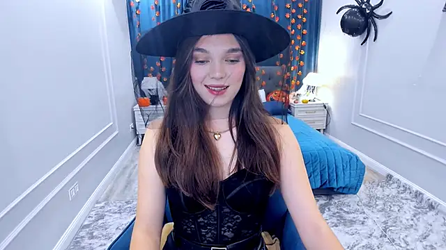 DivineAmour online show from 10/31/25, 02:34