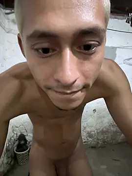 Boy hot- online show from 02/26/26, 04:11