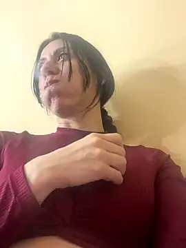 Snapshot of Biancamirage3 chatting on 10/26/25, 12:55 Biancamirage3 online show from 10/26/25, 12:55