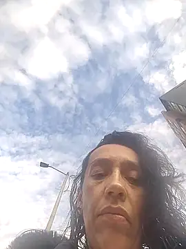 Shantey Laurent online show from 04/02/26, 12:03