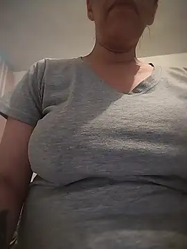 Shantey Laurent online show from 04/14/26, 12:22