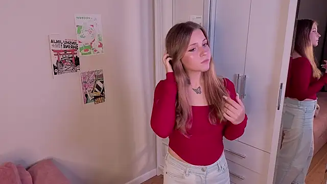 Snapshot of LoveSeekins chatting on 09/12/25, 07:47 LoveSeekins online show from 09/12/25, 07:47