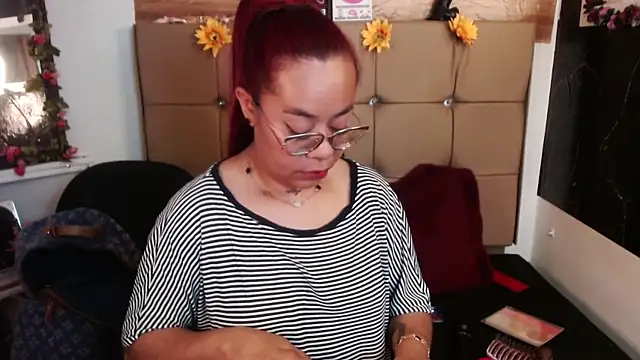 Snapshot of MIA__SPENCER chatting on 03/03/26, 05:08 MIA SPENCER online show from 03/03/26, 05:08