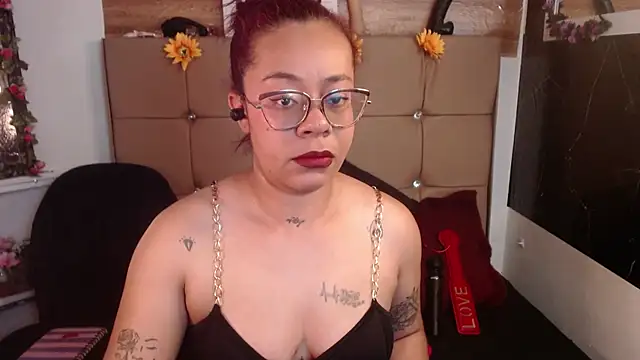 Snapshot of MIA__SPENCER chatting on 03/14/26, 06:24 MIA SPENCER online show from 03/14/26, 06:24