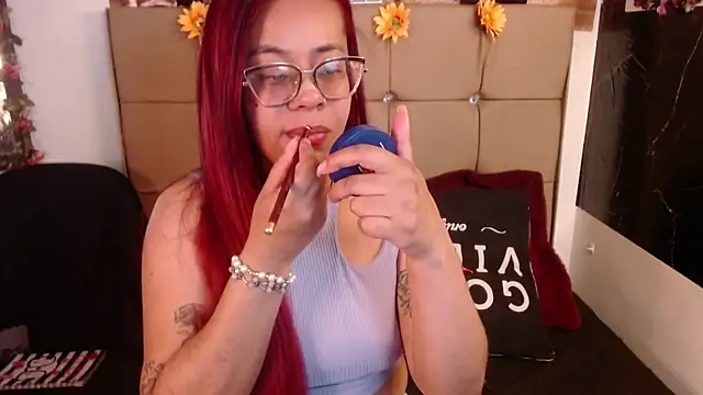 Snapshot of MIA__SPENCER chatting on 04/07/26, 06:08 MIA SPENCER online show from 04/07/26, 06:08