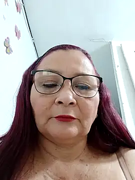 Snapshot of marfil_milf chatting on 11/06/25, 03:02 marfil milf online show from 11/06/25, 03:02