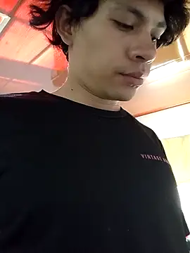 Snapshot of kittymutant99 chatting on 02/27/26, 07:03 kittymutant99 online show from 02/27/26, 07:03