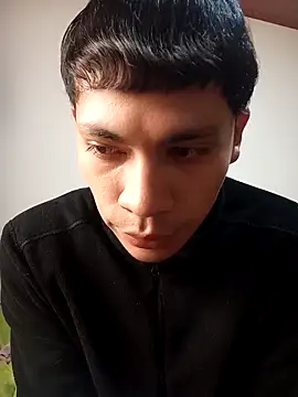 Snapshot of kittymutant99 chatting on 03/21/26, 08:01 kittymutant99 online show from 03/21/26, 08:01