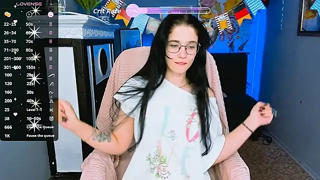 Snapshot of Charming_Mysteriousss chatting on 09/23/25, 12:30 Charming Mysteriousss online show from 09/23/25, 12:30