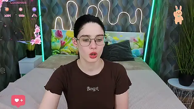 Charming Mysteriousss online show from 04/06/26, 01:12