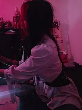 Snapshot of carolinerue chatting on 03/12/26, 07:31 carolinerue online show from 03/12/26, 07:31