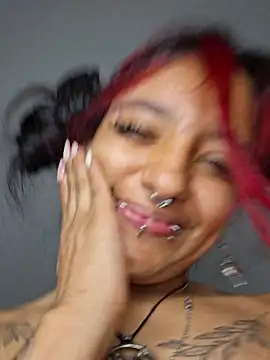 carolinerue online show from 05/01/26, 03:55