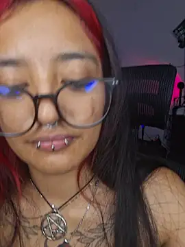carolinerue online show from 07/19/26, 12:47