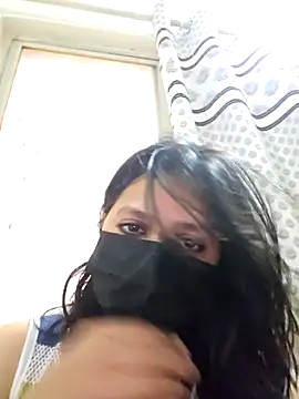 Snapshot of Punecouple5 chatting on 10/11/25, 12:26 Punecouple5 online show from 10/11/25, 12:26