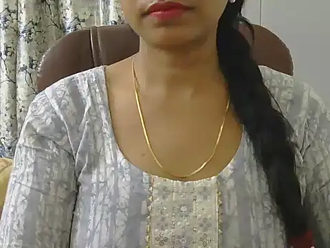 Snapshot of MISS_SOMIYA chatting on 03/06/26, 07:32 MISS SOMIYA online show from 03/06/26, 07:32